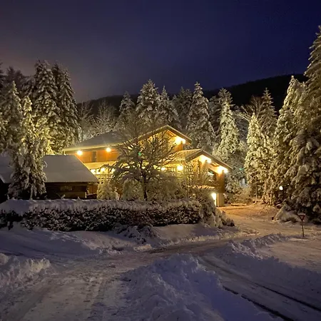 Appartamento Luxueux Avec Piscine Intérieure