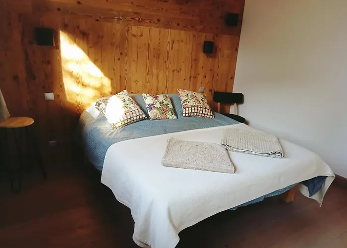 Luxueux Avec Piscine Interieure