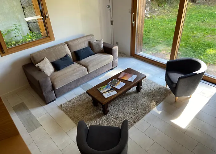 Luxueux Avec Piscine Interieure